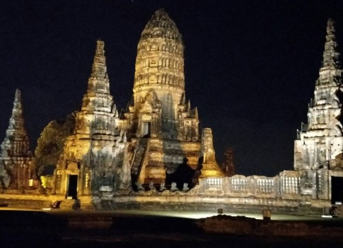 ライトアップアユタヤ